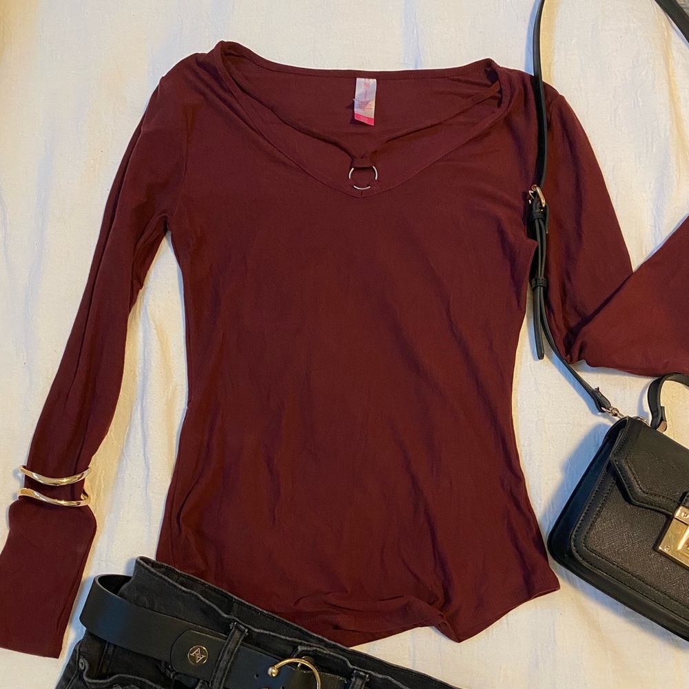 Women's Burgundy Long Sleeve Top